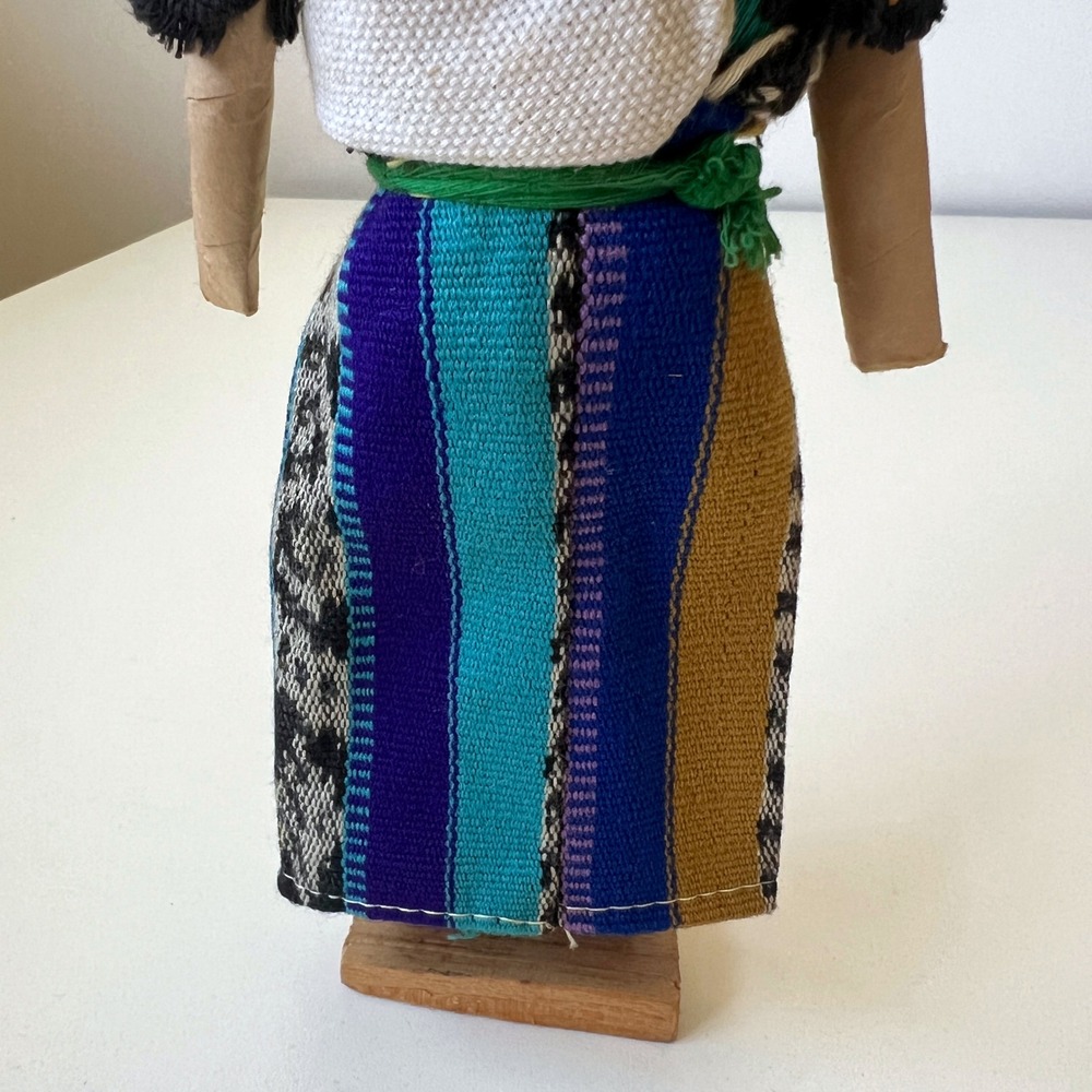 Vintage Guatemalan Folk Art Mother Baby Doll Basket Handmade 9.5" - Picture 10 of 14